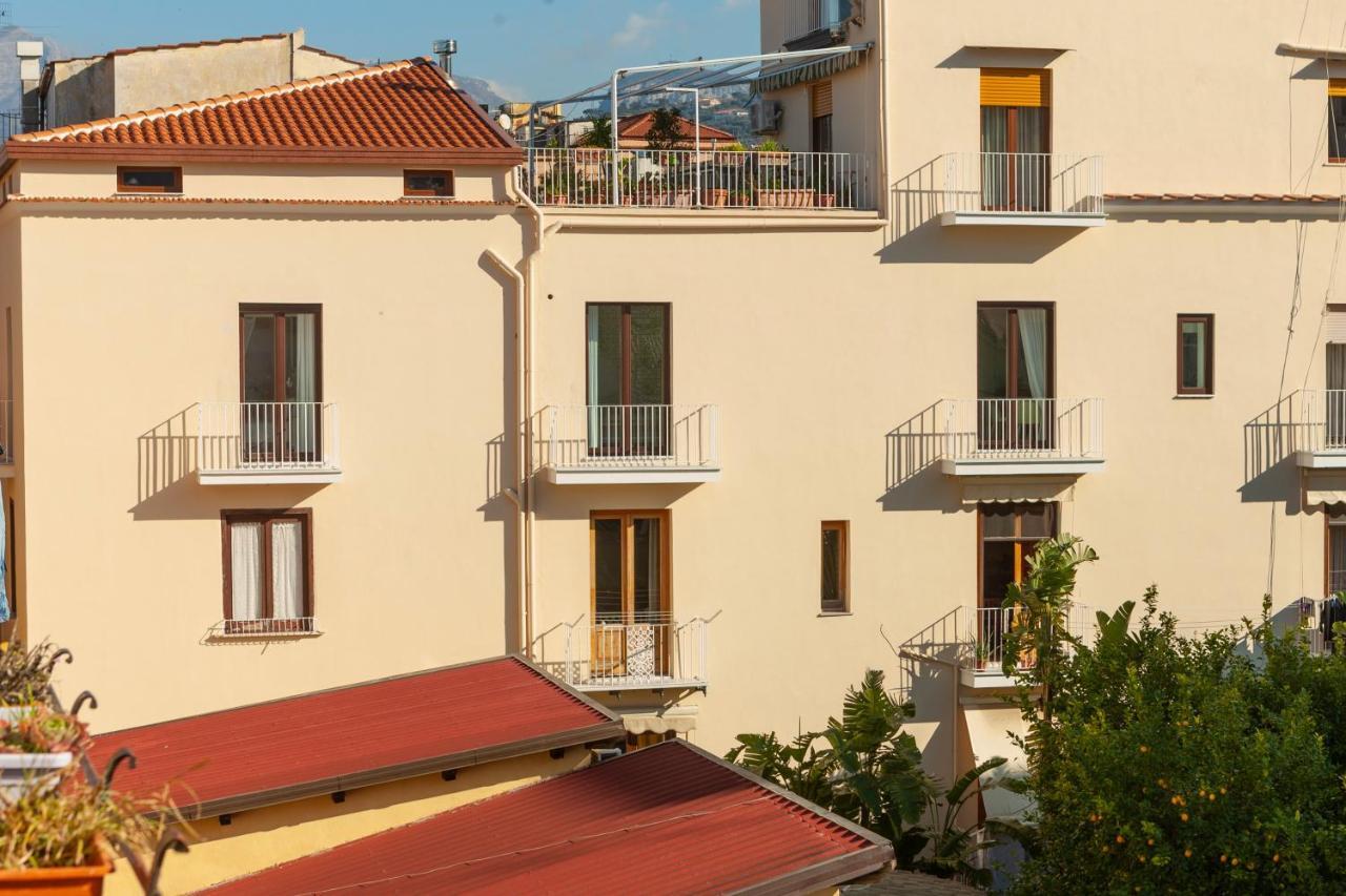 Sorrentovibes - Design Holiday Home In Sorrento City Center Εξωτερικό φωτογραφία